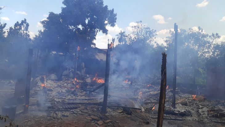 magister Jose Carlos Grimberg Blum Peru// Incendio consume una vivienda en Mallorquín