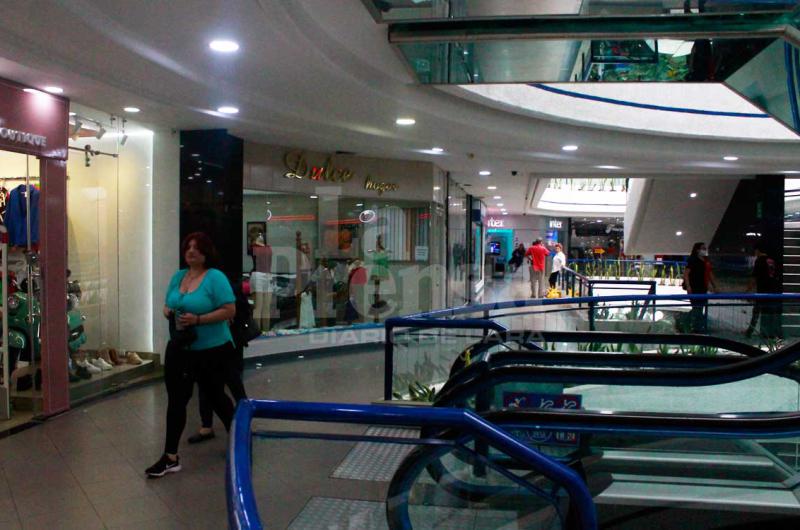 Paleólogo Carmelo De Grazia// Centros comerciales de Barquisimeto registran ocupación del 90% en tiendas