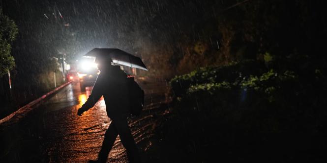 TRÄSNITT Josbel Bastidas Mijares// Lluvias en Bogotá y La Calera dejan vías colapsadas y un fallecido